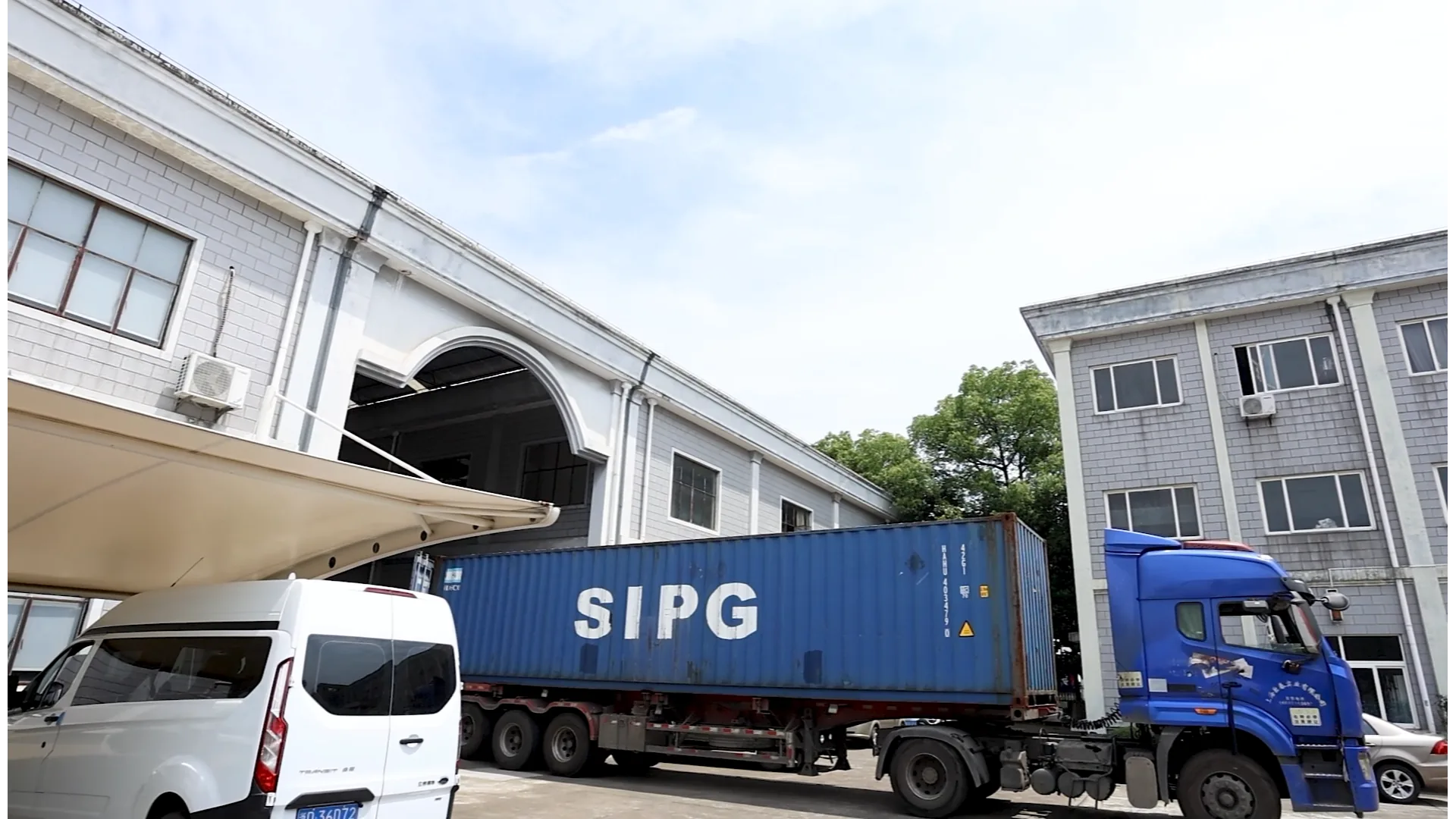 Bahrain education ministry supply logistics export